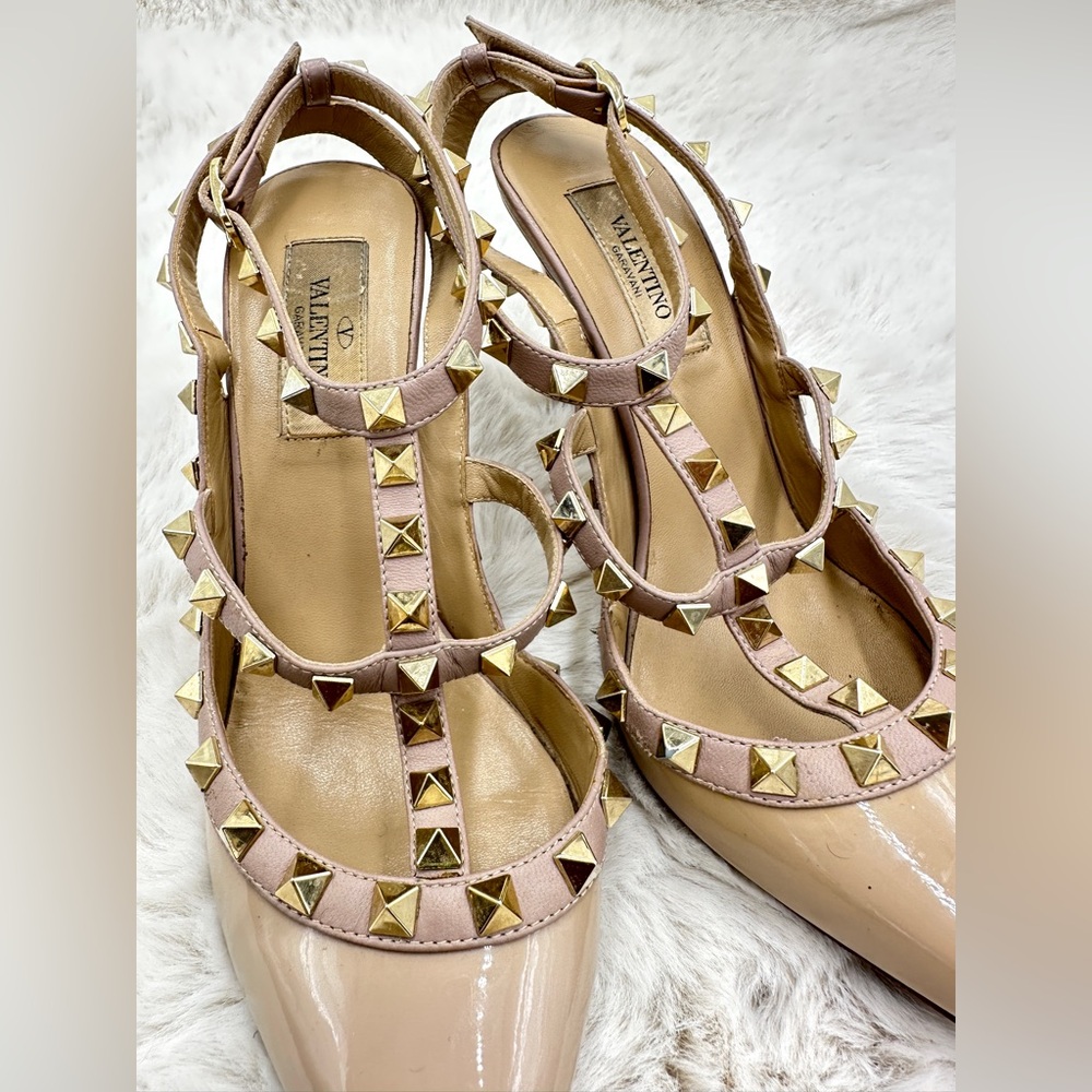 Valentino Rockstud T-‎ Strap Pointed Toe Pump tan heels 36 US 6 - Picture 10 of 16